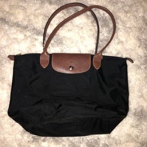 Longchamp Le Pilage | Black, Medium